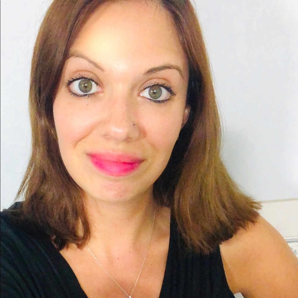 Meet your Posher, Delilah